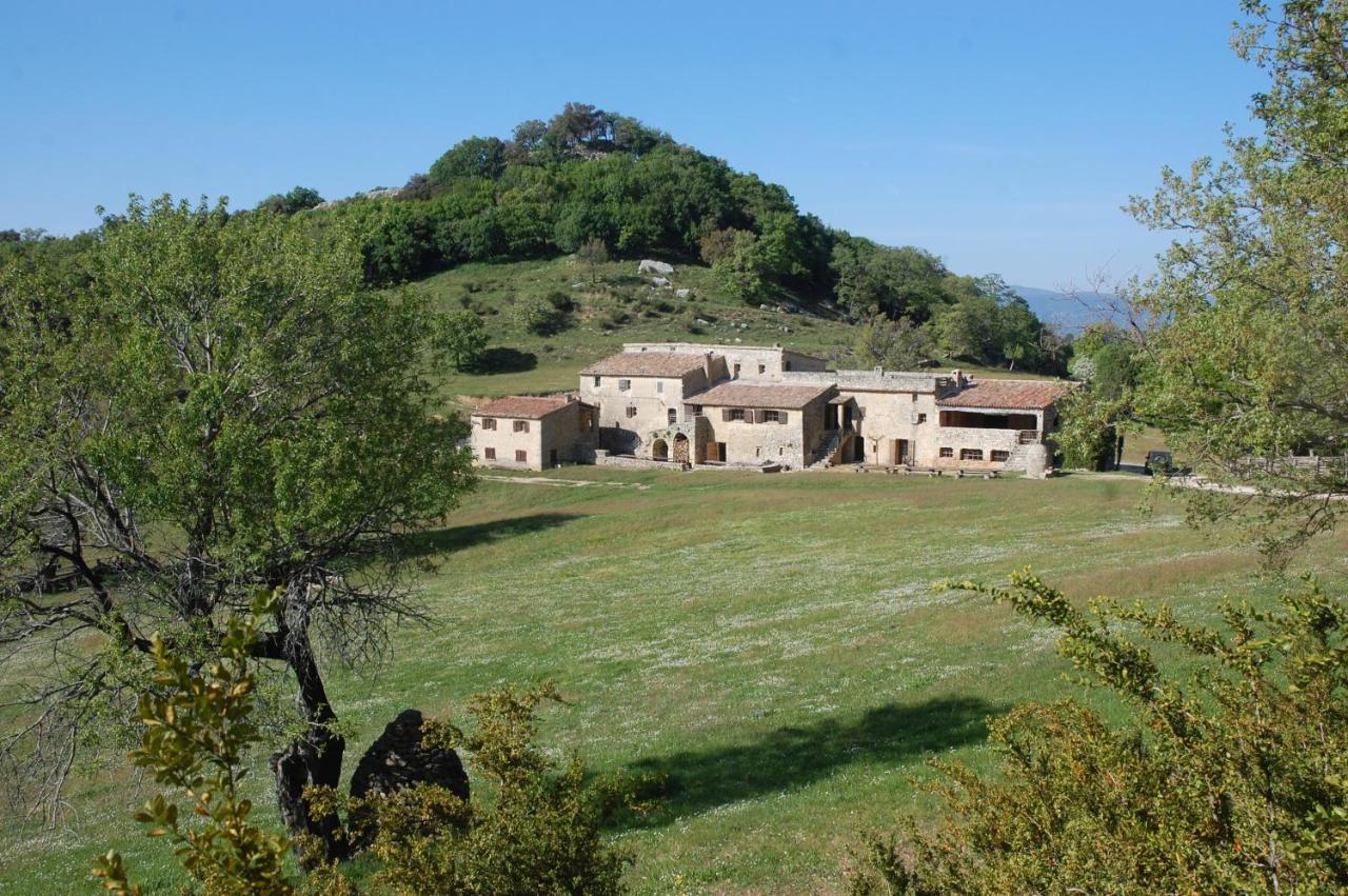 Le Domaine Du Castellas Sivergues Ngoại thất bức ảnh