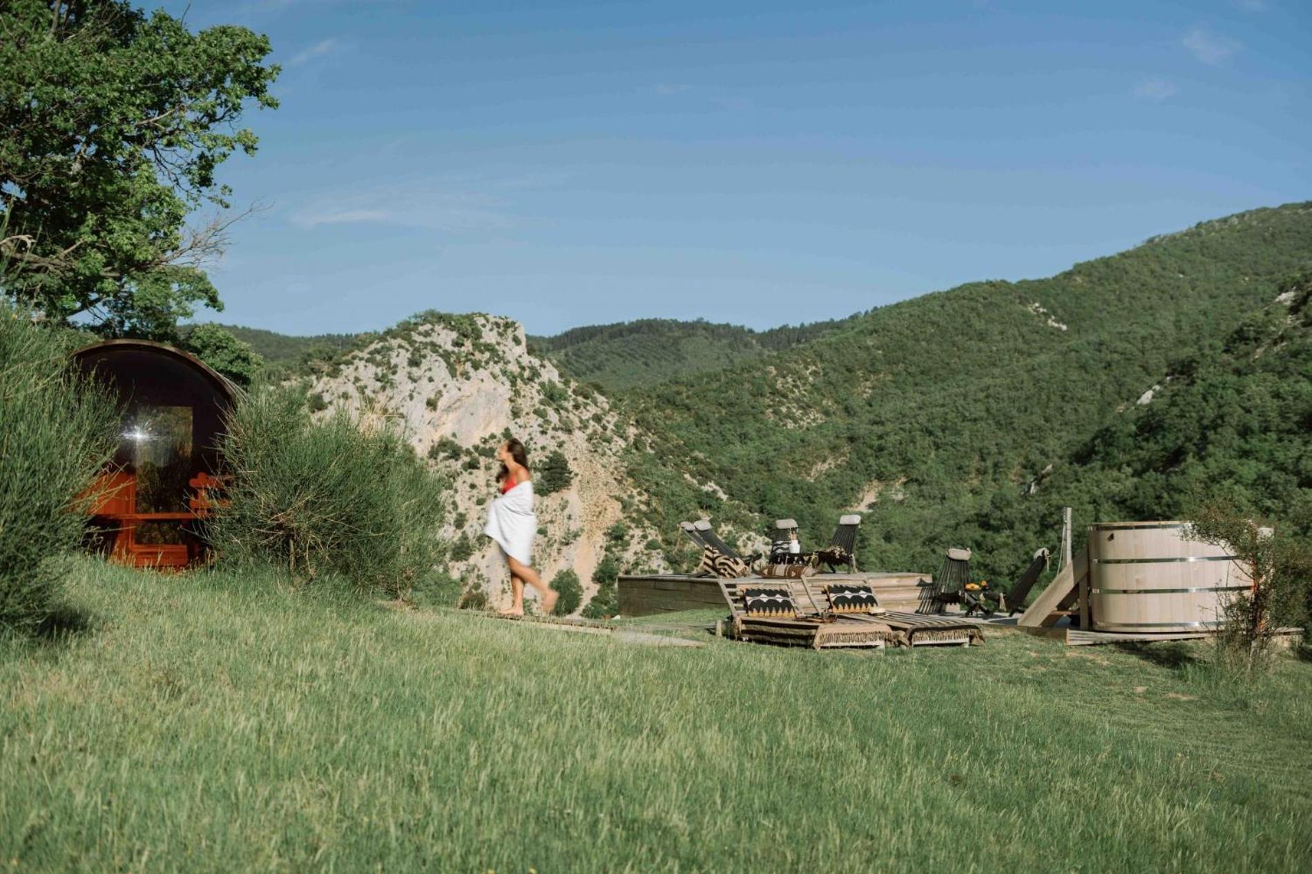 Le Domaine Du Castellas Sivergues Ngoại thất bức ảnh